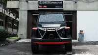 Institut Teknologi Nasional (Itenas) Bandung untuk pertama kalinya di Jawa Barat menciptakan mobil listrik berspesifikasi pertahanan militer.