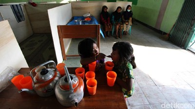 Menengok Aktivitas Pengungsi Merapi di Tlogo Lele Boyolali