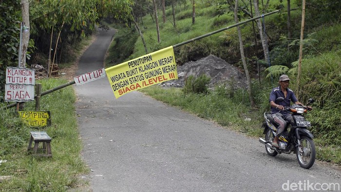 Sejumlah destinasi wisata yang berada di kawasan rawan bencana erupsi Merapi ditutup. Hal itu dilakukan menyusul status Gunung Merapi yang naik jadi siaga.