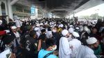 Momen Habib Rizieq Tiba di Tanah Air
