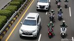 Momen Mobil Habib Rizieq Lintasi Tol Dalam Kota