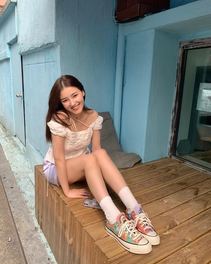 Nancy MOMOLAND yang Mungil di Foto Nancy MOMOLAND yang Mungil di Foto