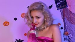 Bintang K-Pop dalam Daftar The 100 Most Beautiful Faces of 2025