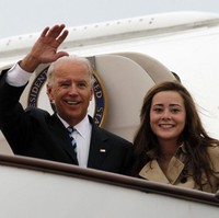 Naomi Biden adalah pendukung setia dan tim sukses Joe Biden saat kampanye Pilpres AS 2020. Ia kerap menunjukkan dukungannya lewat media sosial seperti Twitter dan Instagram. Foto: AFP/NG HAN GUAN