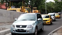 Diketahui, flyover ini dibangun sebagai salah satu upaya untuk mengurai kemacetan di kawasan Bandung.