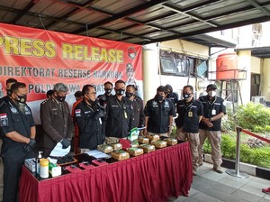 Antar 10 Kg Sabu Pakai Truk, 2 Kurir Diupah hingga Ratusan Juta