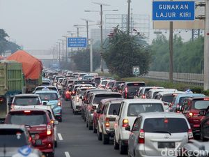 Akses ke Bandara Soetta Lumpuh, Pengusaha Logistik Rugi Puluhan Miliar