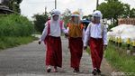 Semangat Siswa SD di Lereng Merapi Bersekolah saat Pandemi