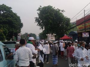 Sambut Habib Rizieq, Begini Suasana Kawasan Petamburan Pagi Ini
