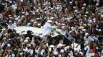 Tiba di Slipi, Habib Rizieq Disambut Lautan Manusia