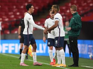 Video Inggris Hajar Irlandia Tiga Gol Tanpa Balas