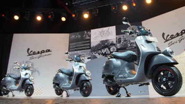 Lihat dari Dekat Vespa GTV Sei Giorni II, Skutik Anyar Seharga Rp 155 Juta