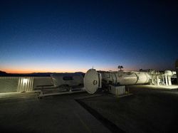 Uji Coba Perdana Penumpang Naiki Kereta Penakluk Pesawat