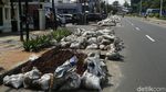 Lagi-lagi Proyek Galian Bikin Sempit Jalan Otista