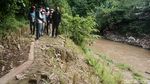 Wali Kota Bogor Bima Arya Susuri Sungai Ciliwung