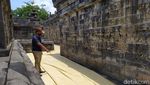 Antisipasi Erupsi, Stupa Candi Borobudur Ditutup Terpal