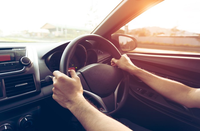 Demi Beli Durian, Pria Ini Ngebut Bawa Mobil 160 Km/Jam!