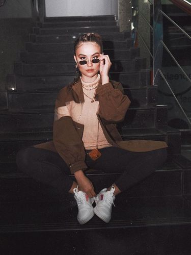 10 Gaya Nyentrik Agnez Mo yang Masuk Nominasi 100 Wanita ...