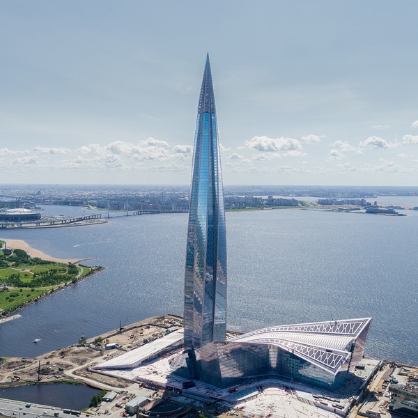 Lakhta Center di Rusia dinobatkan sebagai gedung pencakar langit terbaik. Gedung ini dinilai memiliki bentuk tak biasa dan menerapkan teknologi ramah lingkungan. (Foto: GORPROJECT)