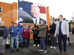 Joe Biden Menang Pilpres AS 2020, Kota Kecil di Irlandia Berpesta
