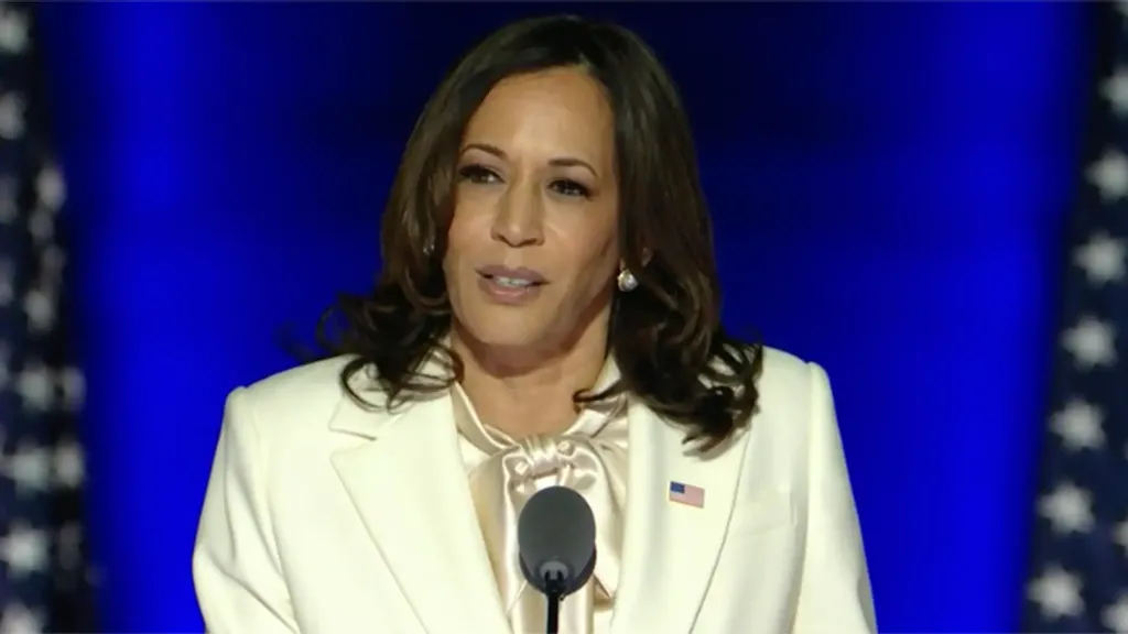 Kamala Harris Rayakan Kemenangan Pilpres dengan Makan Malam
