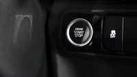 Adapun spesifikasi mesin tersebut yakni Gamma II Smartstream Engine, 4-cylinder 1.493cc, DOHC, dual CVVT, dual fuel injector, yang memiliki tenaga 115 PS dan torsi 144 Nm. Mesin itu disandingkan dengan transmisi manual 6 percepatan atau transmisi iVT (Intelligent Variable Transmission) dengan 8 virtual gear. Foto: Agung Pambudhy
