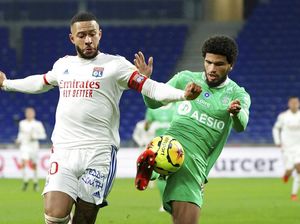 Maaf Barcelona, Lyon Tetap Tidak Mau Jual Memphis