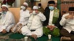 Momen Elite PKS Sambangi Kediaman Habib Rizieq