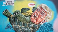 Mural ini terinspirasi dari komentar yang dibuat oleh reporter CNN, Anderson Cooper, atas reaksi Donald Trump terhadap hasil pemilu AS.  