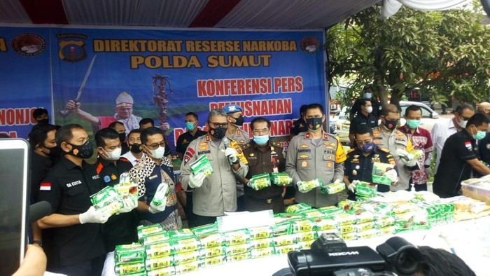 Pemusnahan barang bukti narkoba di Polda Sumut (Datuk-detikcom)