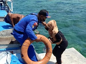 Polda NTB Berhasil Evakuasi Kapal yang Tenggelam di Gili Sulat