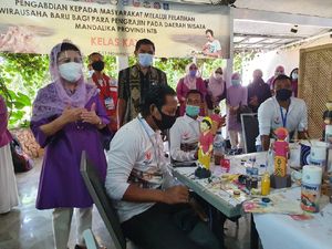 Perajin di Mandalika Dapat Pelatihan Kewirausahaan