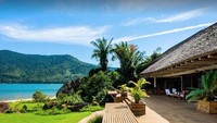 Pengalaman bulan madu romantis ala Edward dan Bella di film The Twilight Saga: Breaking Dawn Part 1 kini bisa kamu tiru lho. Kamu bisa menyewa resor mewah di Pulau Paraty yang menjadi lokasi syuting film vampir tersebut. 