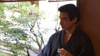 Nagita Slavina juga pernah menyindir Luna Maya dengan menyiapkan kimono sebelum sahabatnya itu menikah. Foto: Instagram Ryochin