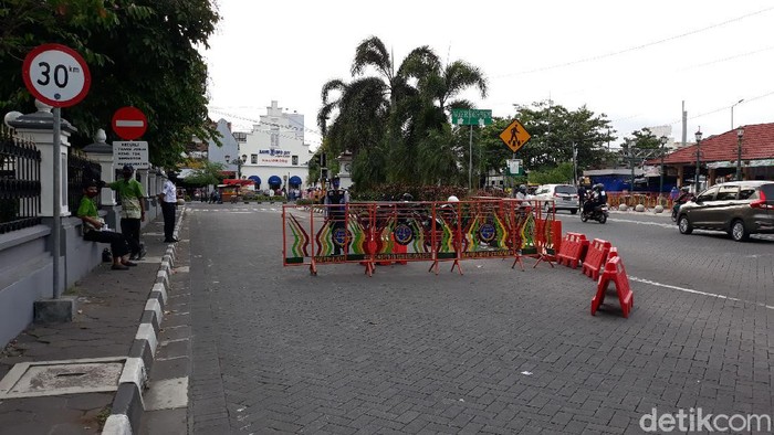 Suasana saat penerapan bebas kendaraan bermotor di Malioboro, Rabu (11/11/2020).