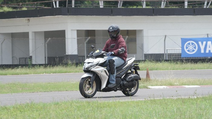 Test ride All New Aerox 155 Connected