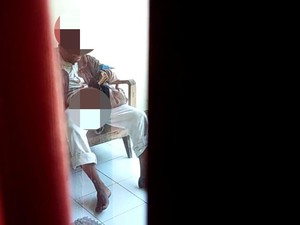 Viral Pria Onani di Teras Rumah Warga Sidoarjo