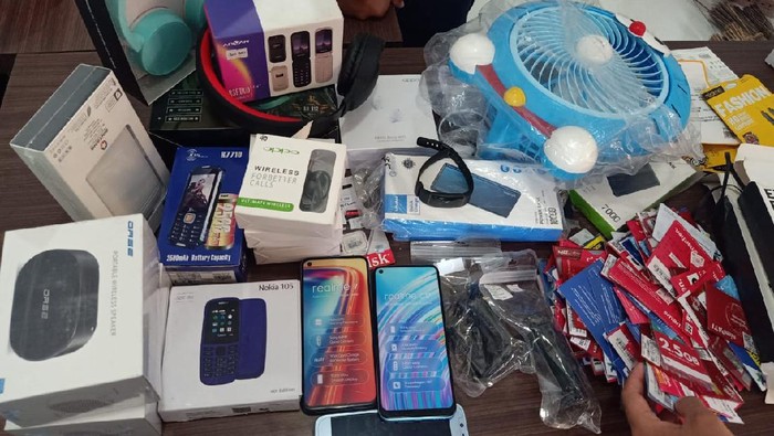 Barang bukti hasil curian yang disita polisi (dok. Istimewa).