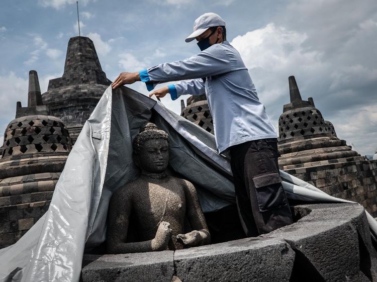 Begini Persiapan Candi Borobudur Antisipasi Erupsi Merapi