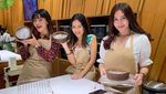 Cantiknya Calon Istri Ali Syakieb, Margin Wieheerm Saat Ngopi