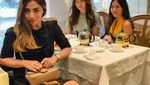 Cantiknya Calon Istri Ali Syakieb, Margin Wieheerm Saat Ngopi