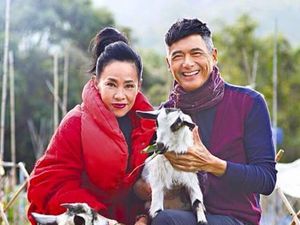 Rahasia Keharmonisan Rumah Tangga Chow Yun Fat dan Istri
