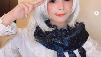 Sementara itu, Mingmihoo lebih memilih untuk menjadi Paimon yang menggemaskan. Foto: Instagram/Mingmihoo