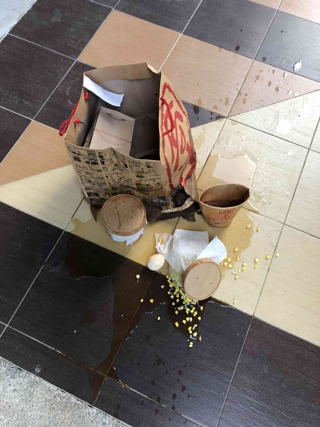 Ojol Tumpahin Makanan Malah Dikasih Tip