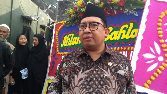 fadli Zon di kawasan kediaman Habib Rizieq, Petamburan, Jakarta, Kamis (12/11/2020).