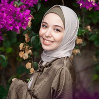 Dalam polling tersebut Ihssane Benalluch bersaing dengan artis-artis cantik dunia. Dari Indonesia sendiri, Jihane Almira, Velove Vexia, dan Maudy Ayunda juga masuk dalam nominasi. Foto: dok. Instagram @ihssanebenalluch