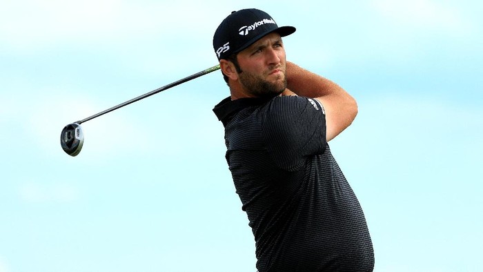 NASSAU, BAHAMAS - DECEMBER 05: Jon Rahm of Spain hits his tee shot on the seventh hole during the second round of the Hero World Challenge at Albany on December 05, 2019 in Nassau, Bahamas. (Photo by Mike Ehrmann/Getty Images)
