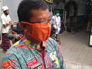 Lurah Petamburan Positif COVID, Seluruh Staf Kelurahan Akan Dites Swab