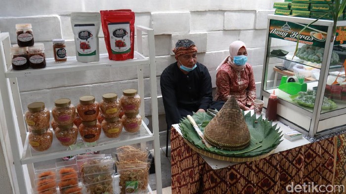 Pemkot Bandung meresmikan unit recovery UMKM untuk memulihkan ekonomi