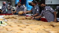 Narkoba tersebut merupakan hasil Operasi Nila Jaya yang dilaksanakan Ditnarkoba Polda Metro Jaya dan jajaran Polres selama 2 pekan.